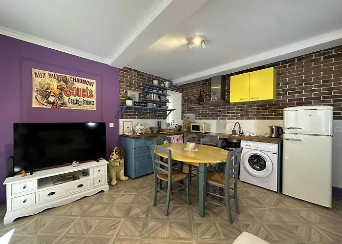 Cozy Style Friends Apartment Nimes